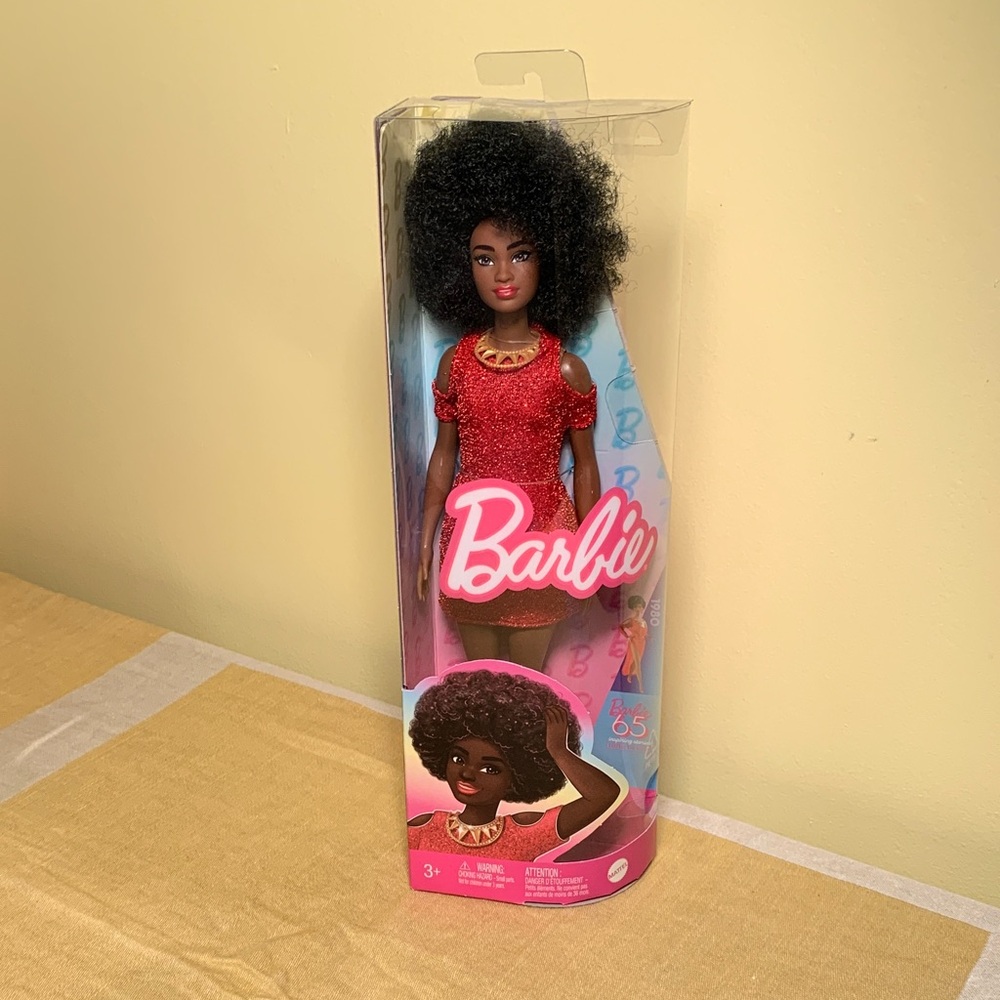 Barbie Fashionista 221 Doll in Sparkling Red Dress Gold Choker NIB NRFB